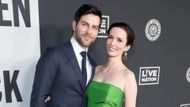 David Giuntoli and Elizabeth Tulloch (Image via Getty)
